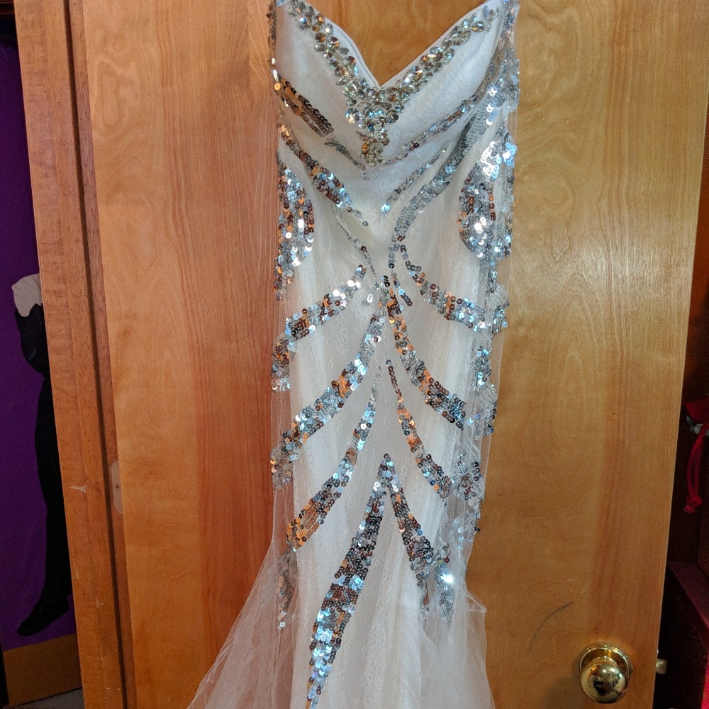 White Cinderella Design Mermaid Gown